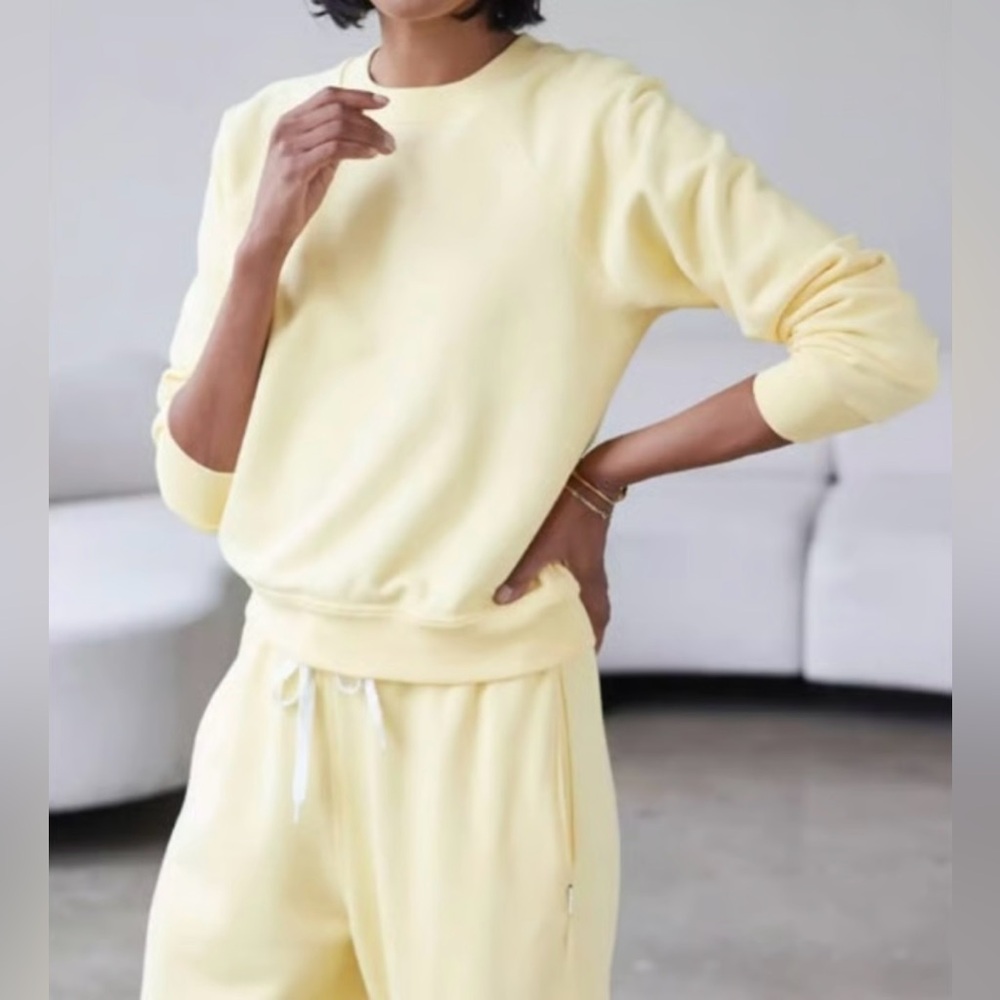 AYR The BFF Pullover Sweatshirt Butter Yellow EUC Size Small